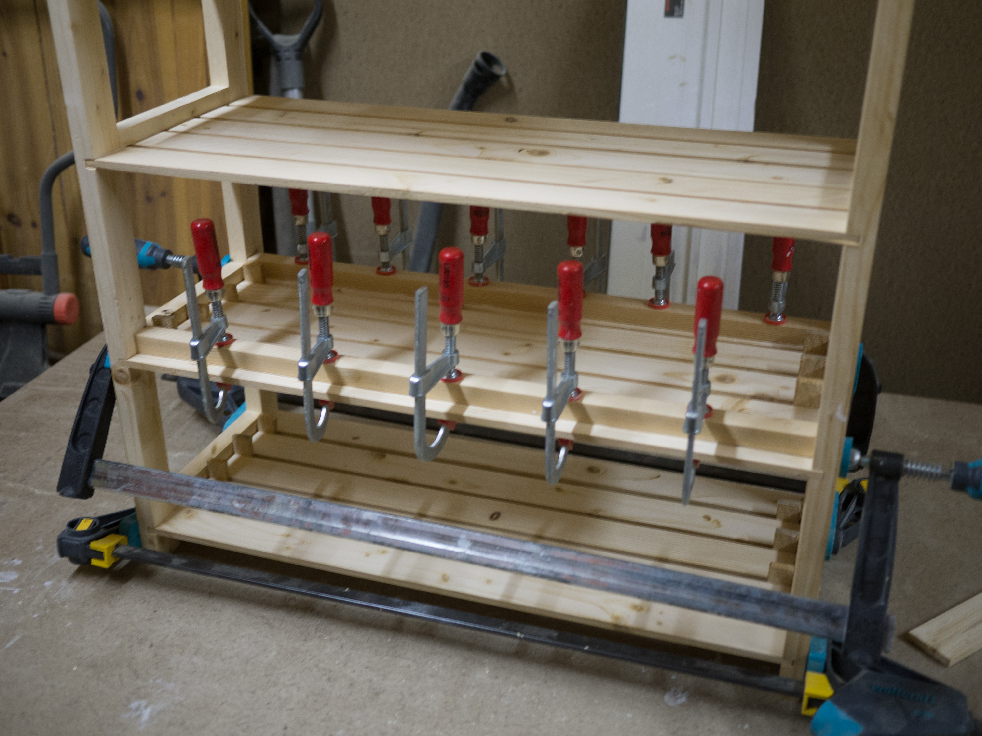 20160306 Schuhregal 010